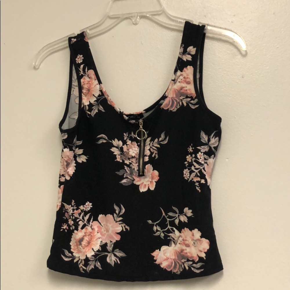 Half zip Tank top. NEVER WORN!